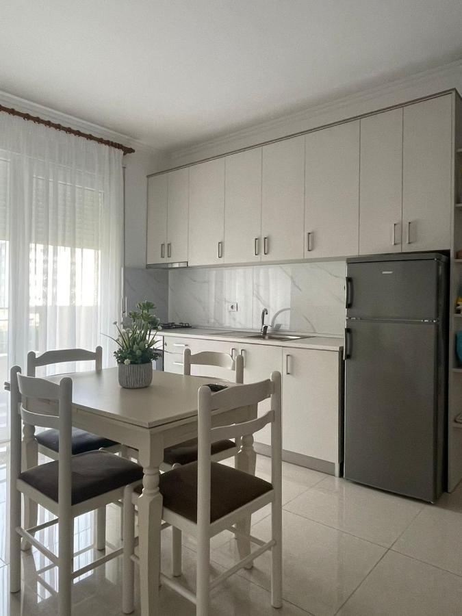 Kraal Apartments Влёра Экстерьер фото