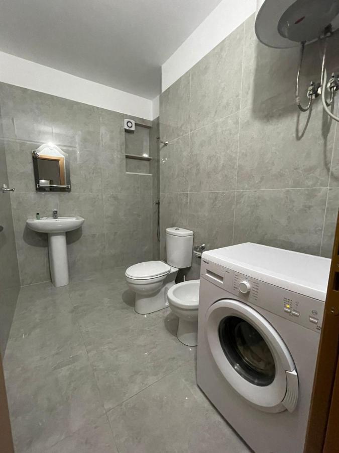 Kraal Apartments Влёра Экстерьер фото