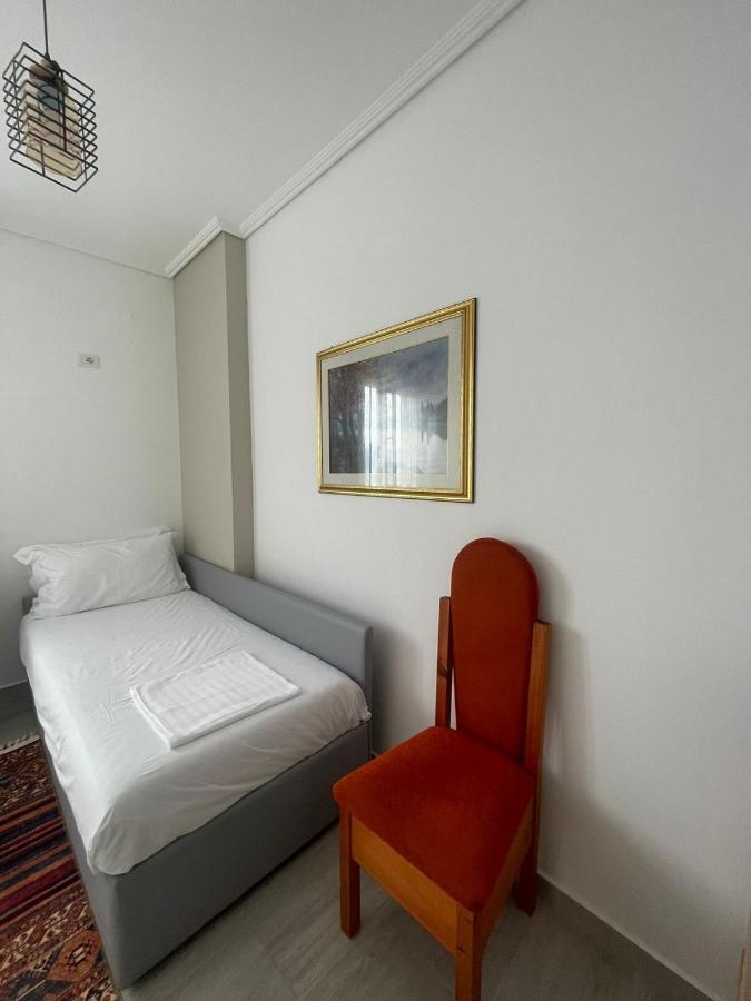 Kraal Apartments Влёра Экстерьер фото